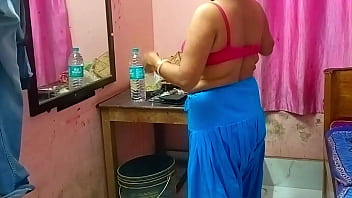 Divorced Wife Tumpa Got Her Vag Unclogged by Handyman's rod