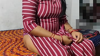 Desi Super-steamy bhabhi uber-sexy Culo hindi neat voice